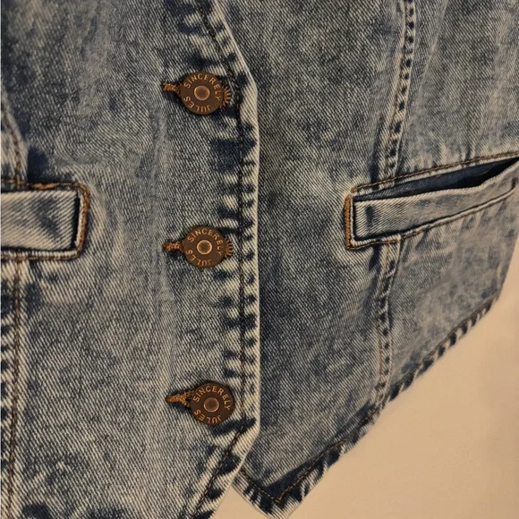 Sincerely Jules Denim Vest Size Medium - Picture 3 of 5